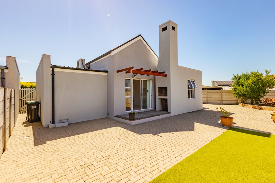 2 Bedroom Property for Sale in Viking Village Western Cape